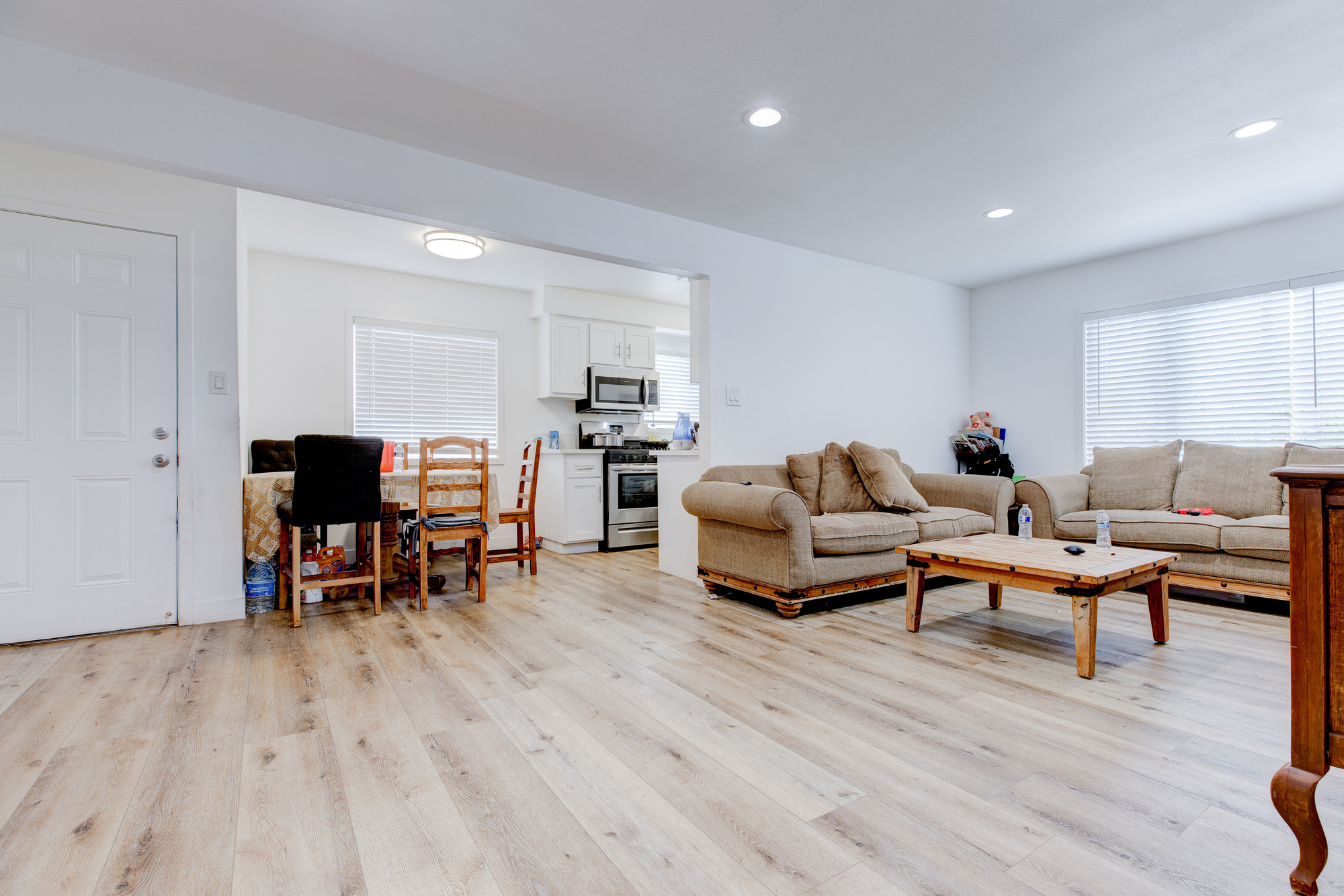 1720 Cerritos Ave thumbnail 14