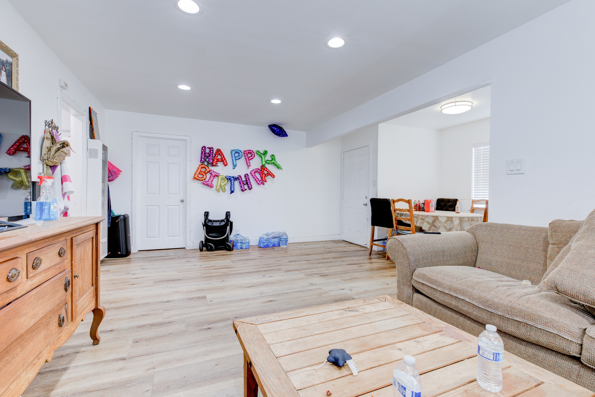1720 Cerritos Ave thumbnail 15