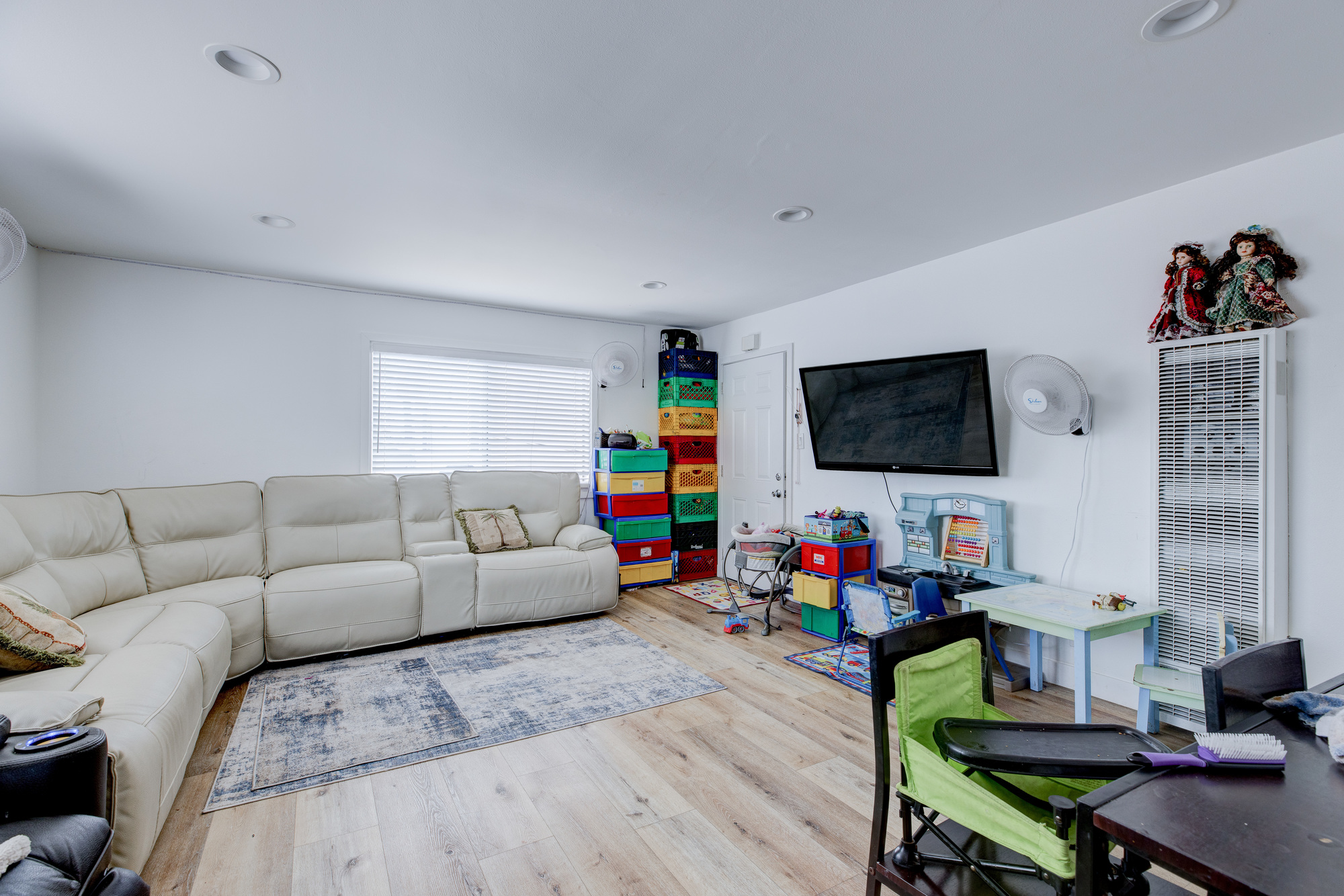 1720 Cerritos Ave thumbnail 21