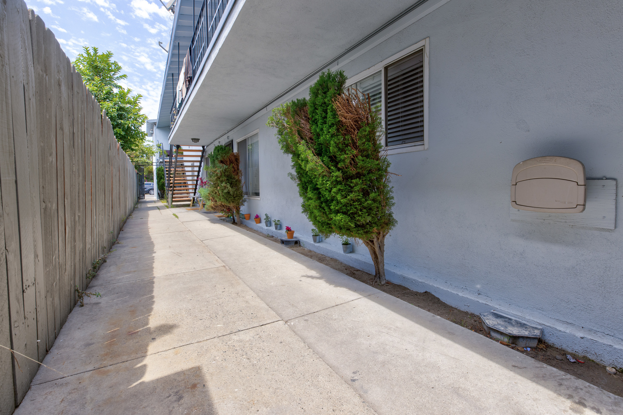 1720 Cerritos Ave thumbnail 25