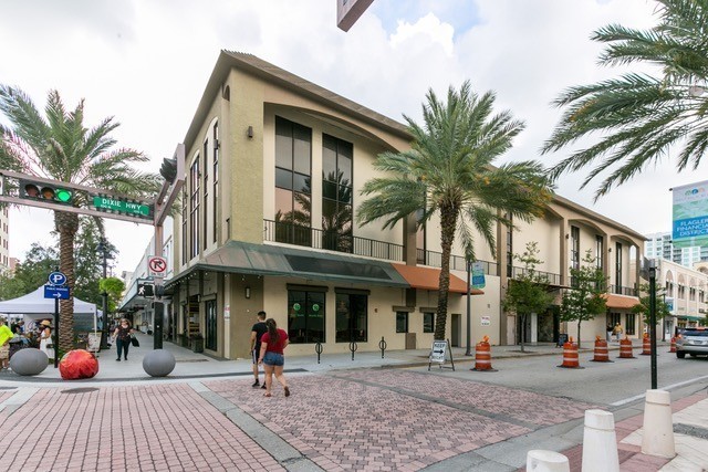 Blackstone Building: Retail & Office Spaces Just Off of Clematis St