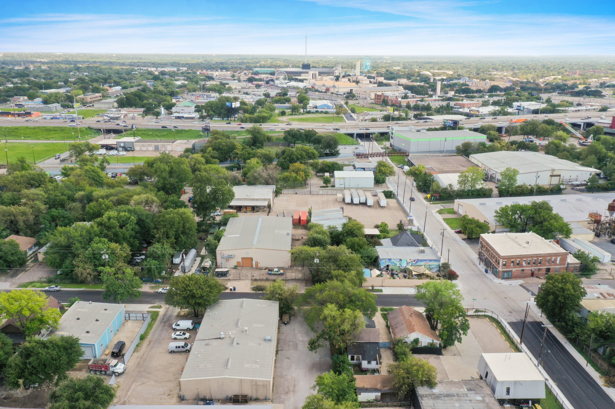 DEEP ELLUM DEVELOPMENT SITE ALONG THE SANTA FE TRAIL  3