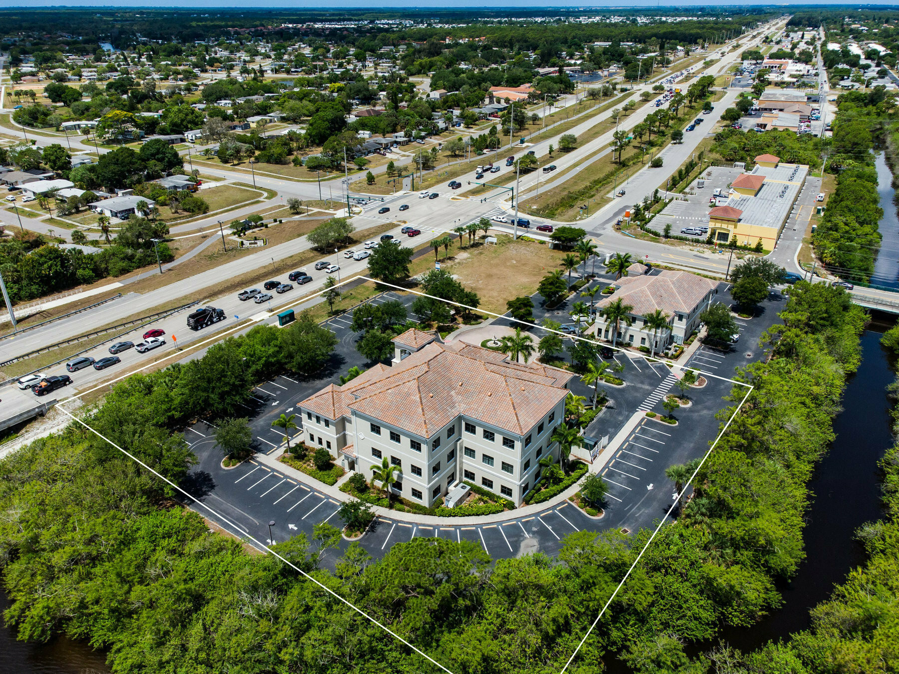 5920 Pan American Blvd - photo 6 of 92