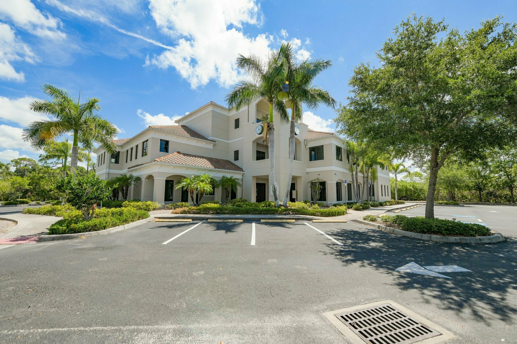 5920 Pan American Blvd - photo 12 of 92