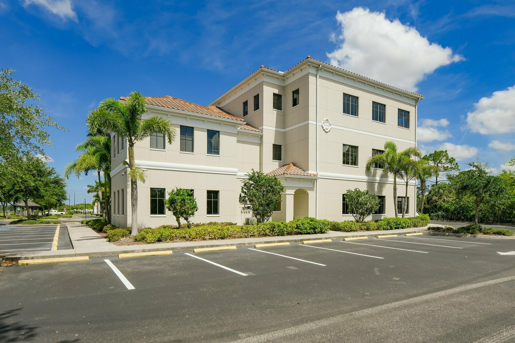 5920 Pan American Blvd - photo 13 of 92