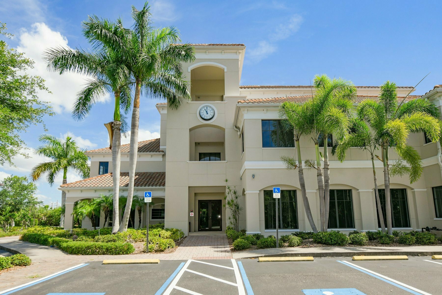 5920 Pan American Blvd - photo 17 of 92