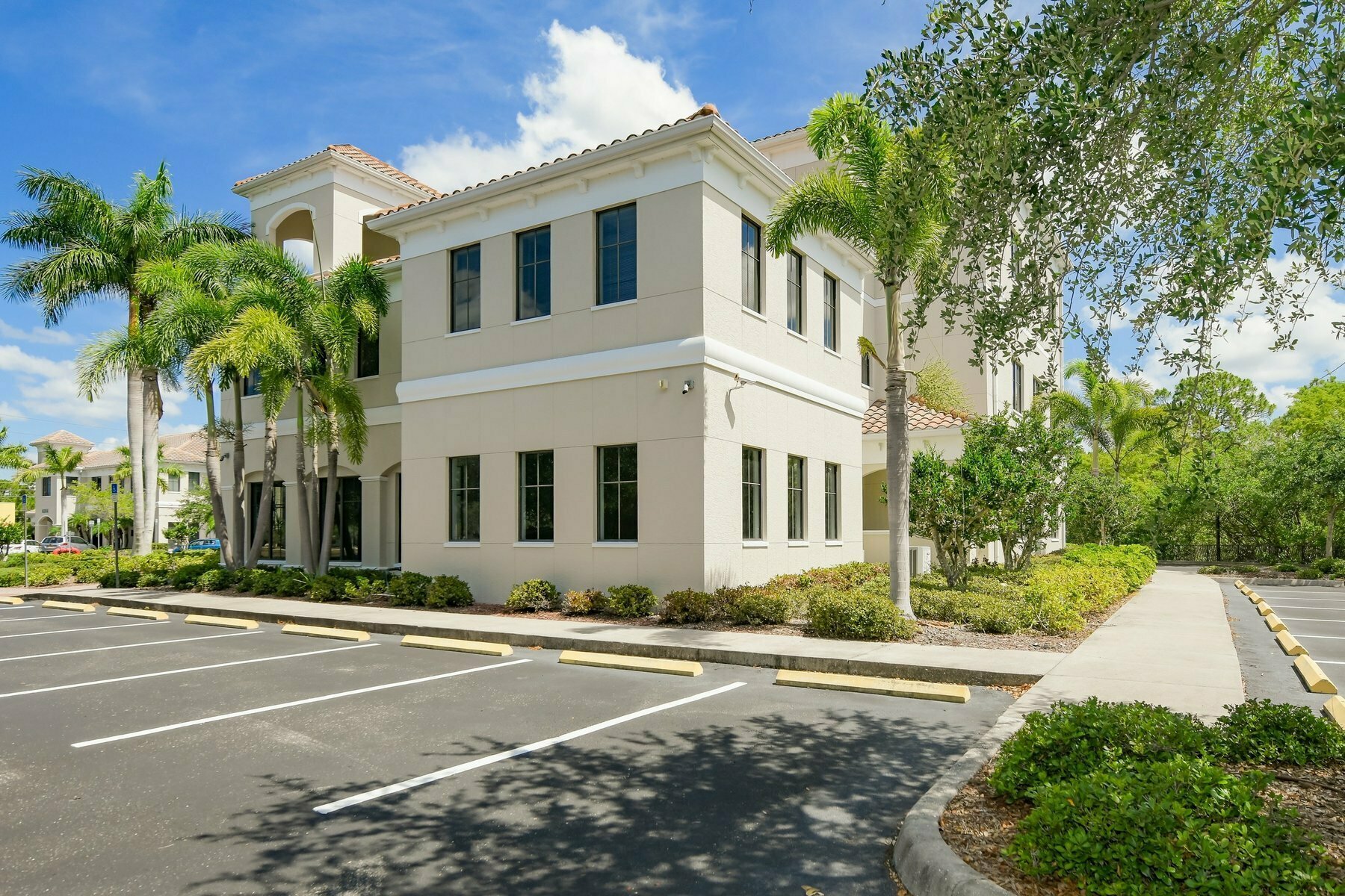 5920 Pan American Blvd - photo 21 of 92