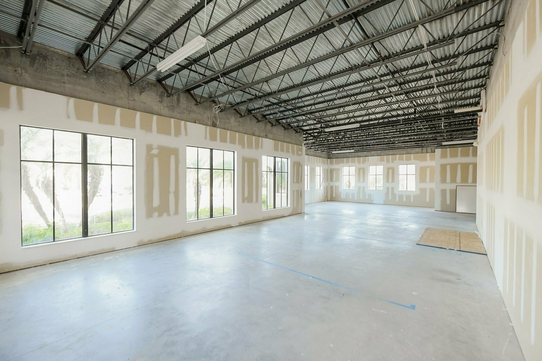 5920 Pan American Blvd - photo 31 of 92