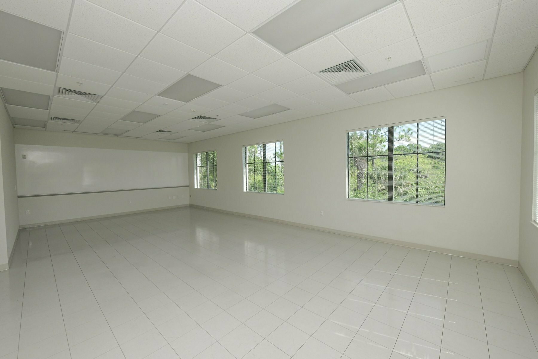 5920 Pan American Blvd - photo 69 of 92