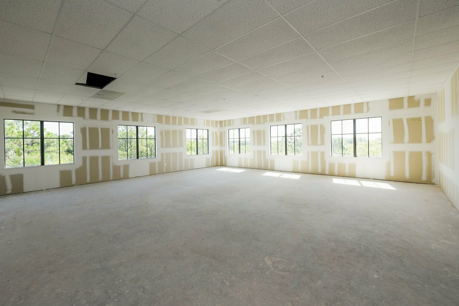 5920 Pan American Blvd - photo 78 of 92