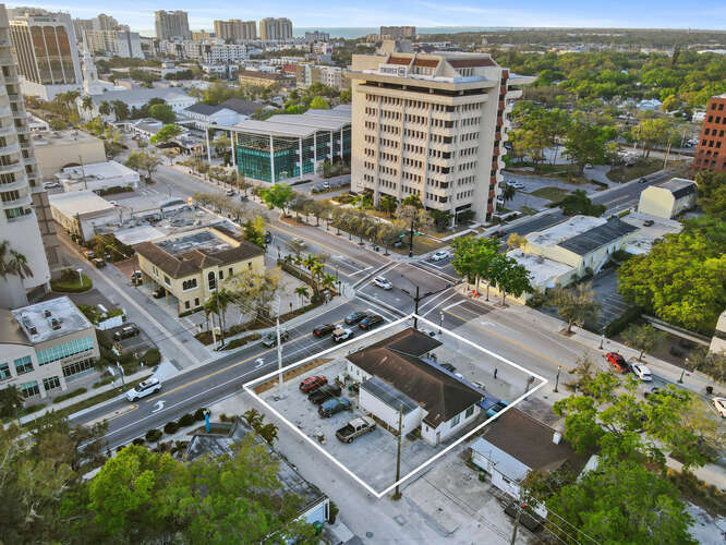 1802 Main Street, Sarasota, FL 34236