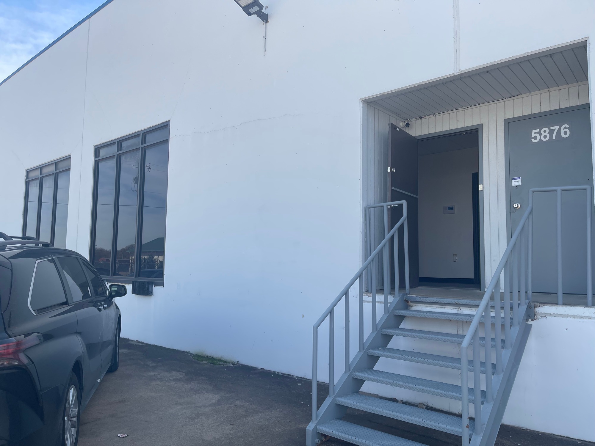 Warehouse Space For Lease 5