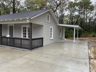 906 Boone Dr.