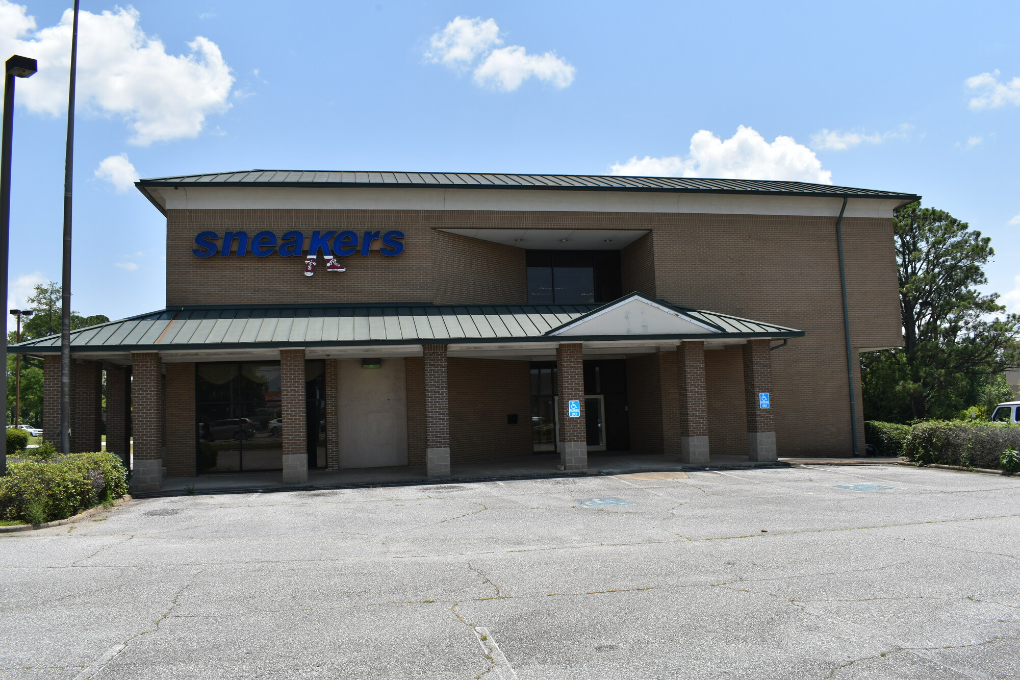 5710 Veterans Parkway