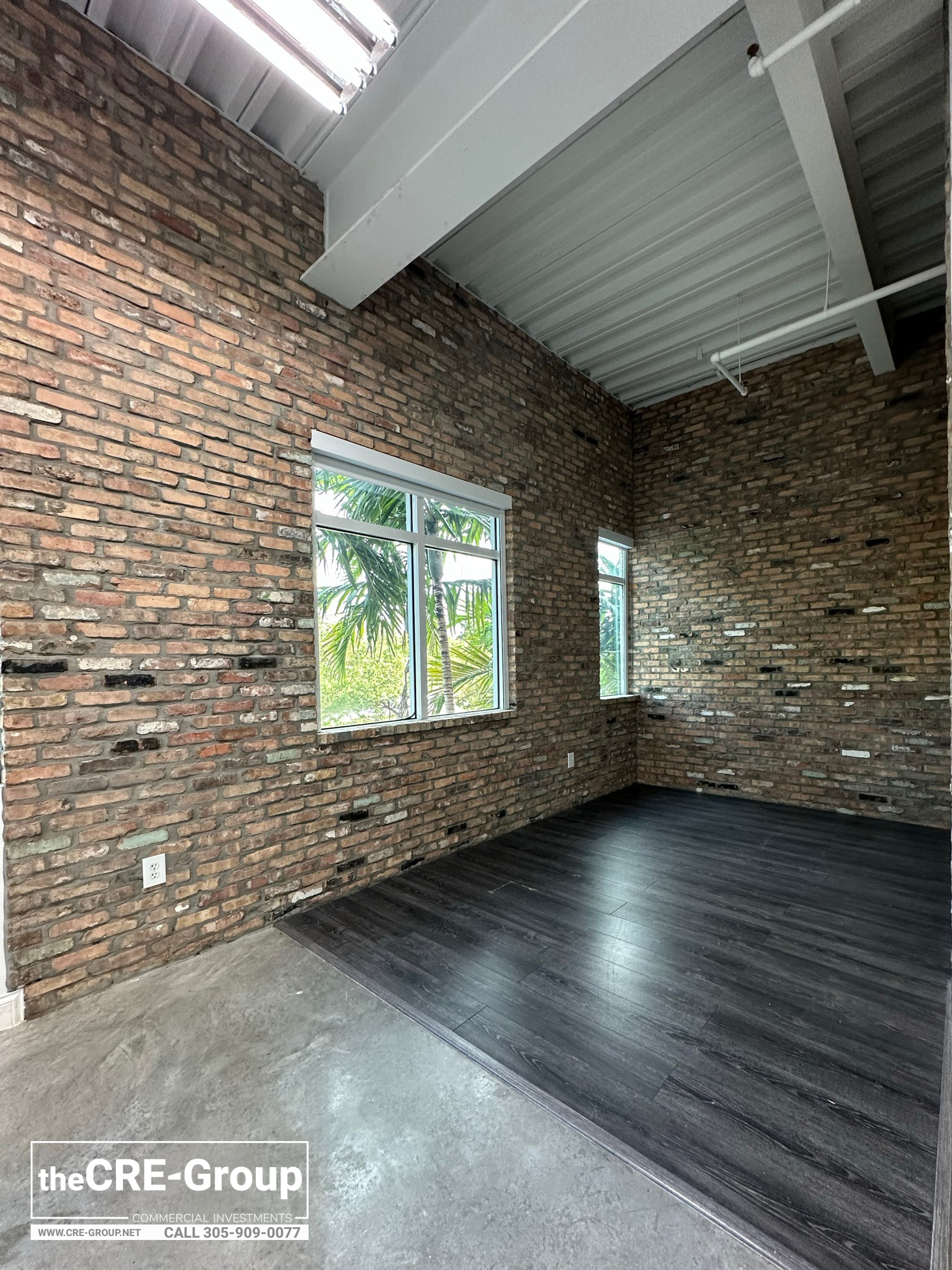 212 Arts Office 5