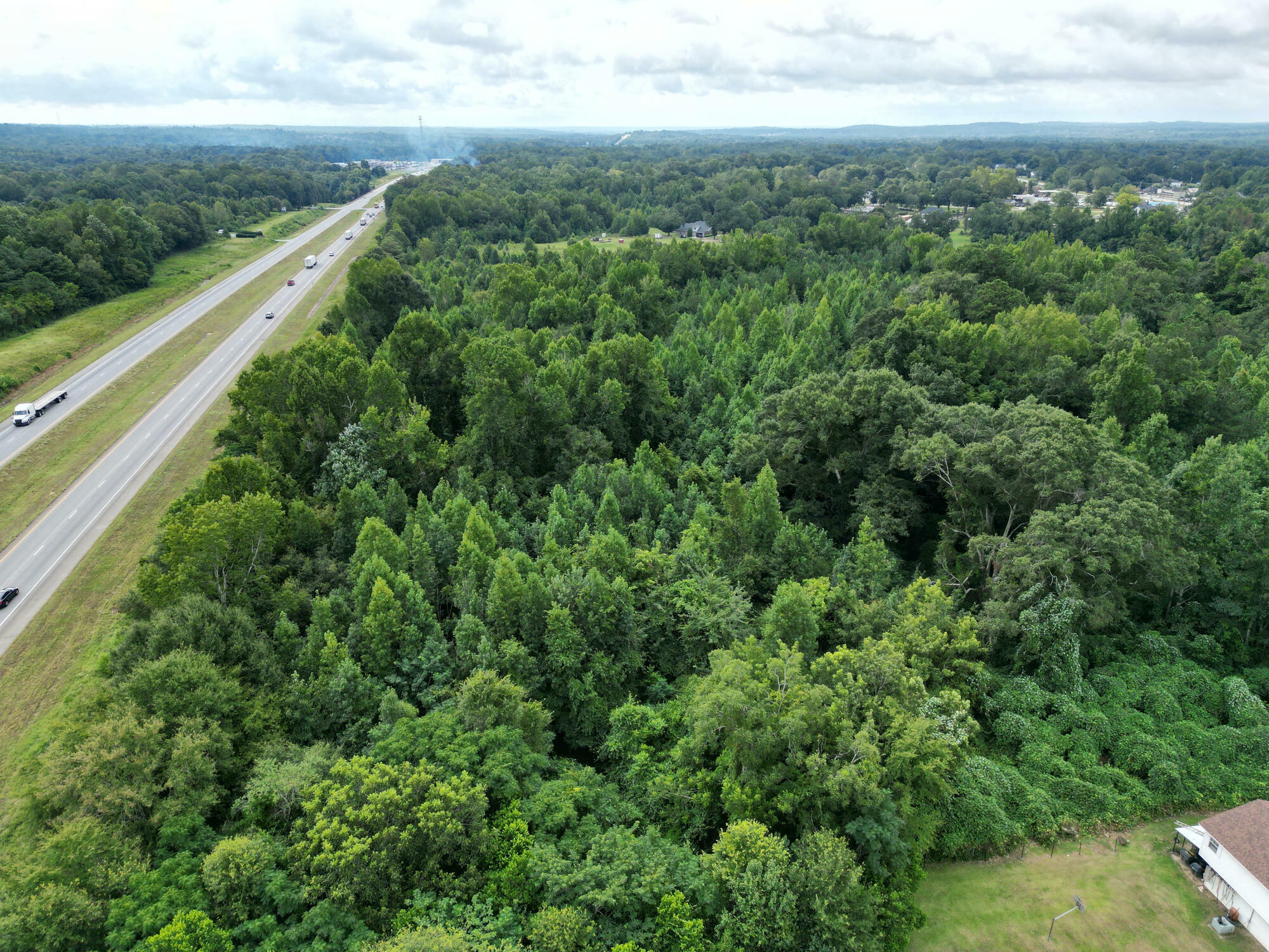  35+/- acres on U.S. Highway 280