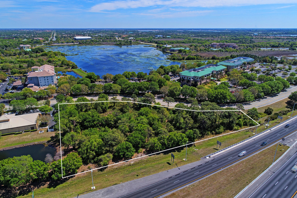 6200 Lake Osprey Drive - photo 5 of 11
