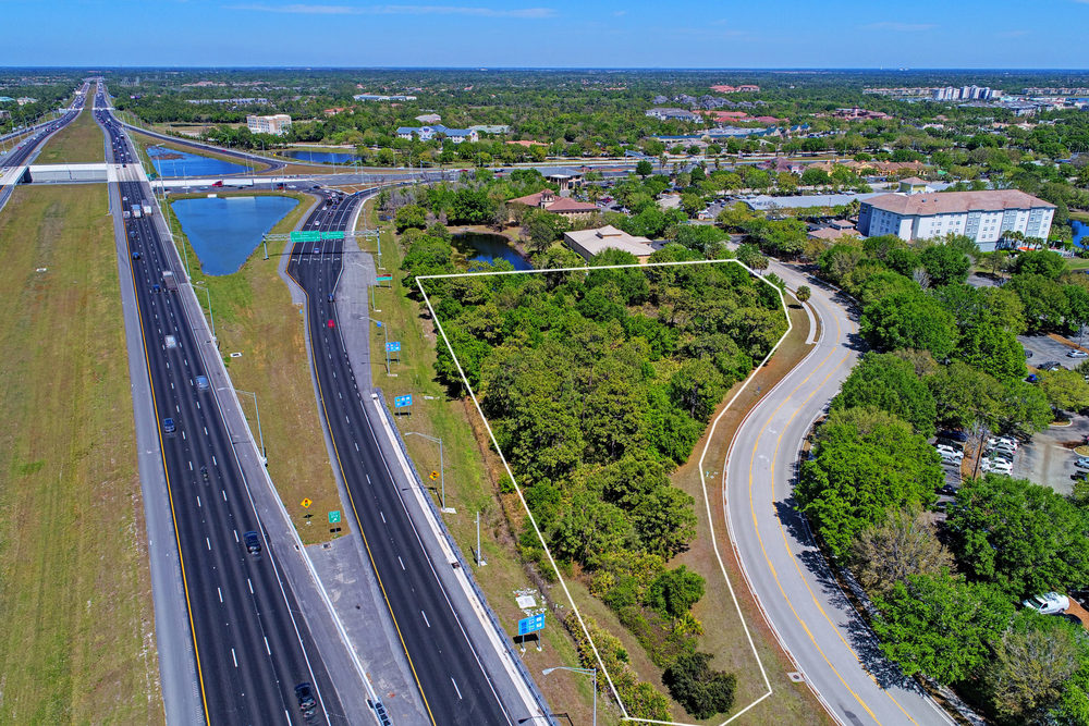 6200 Lake Osprey Drive - photo 8 of 11