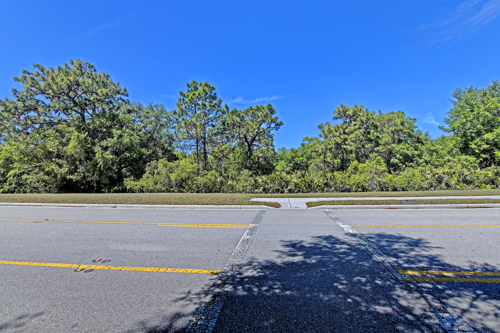 6200 Lake Osprey Drive - photo 10 of 11