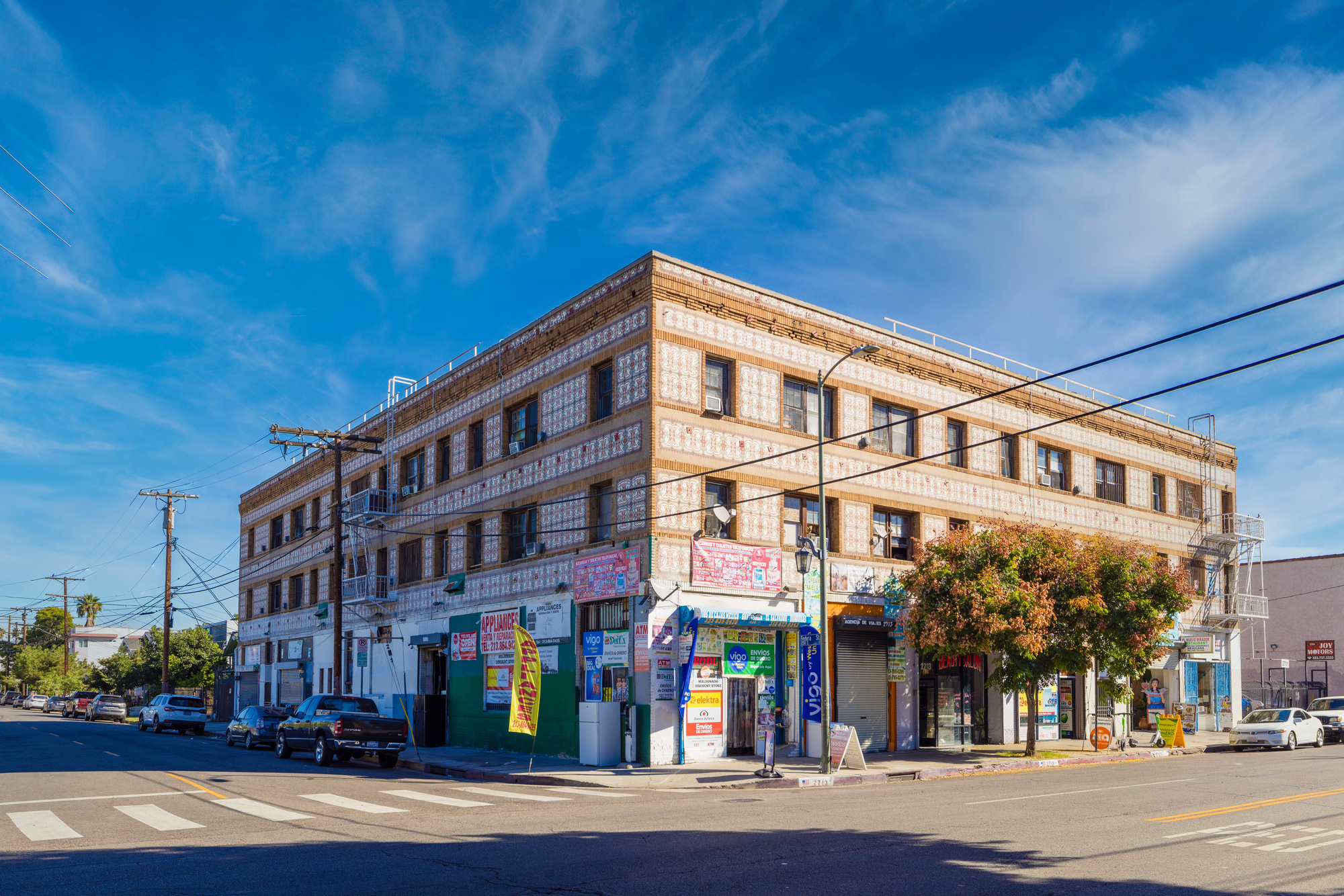 43-unit multifamily property at 2709 Pico Blvd, Los Angeles, CA