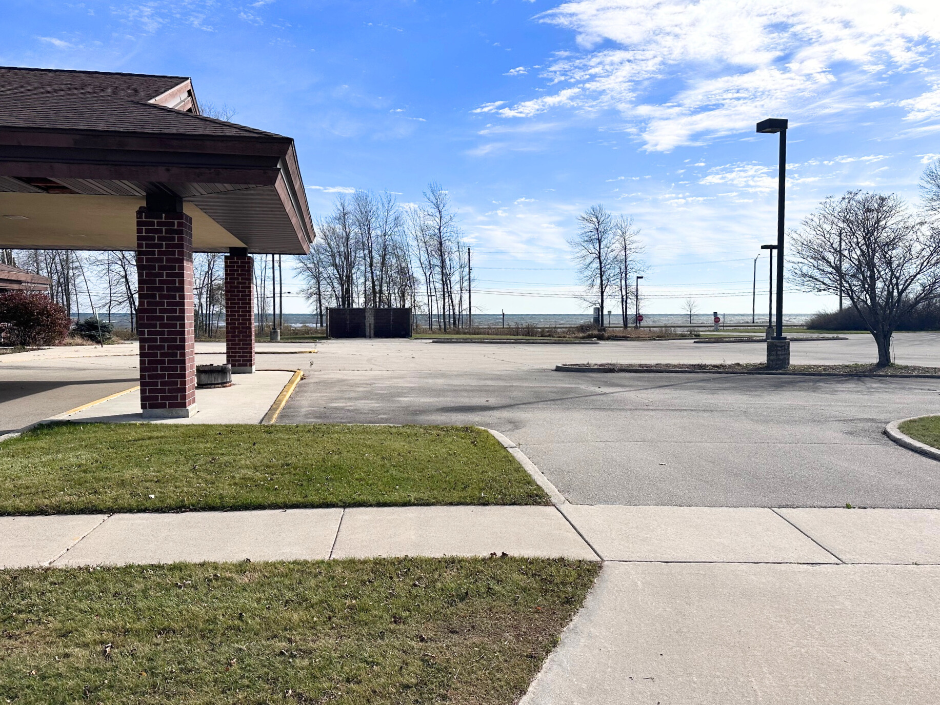 Office in Manitowoc 5