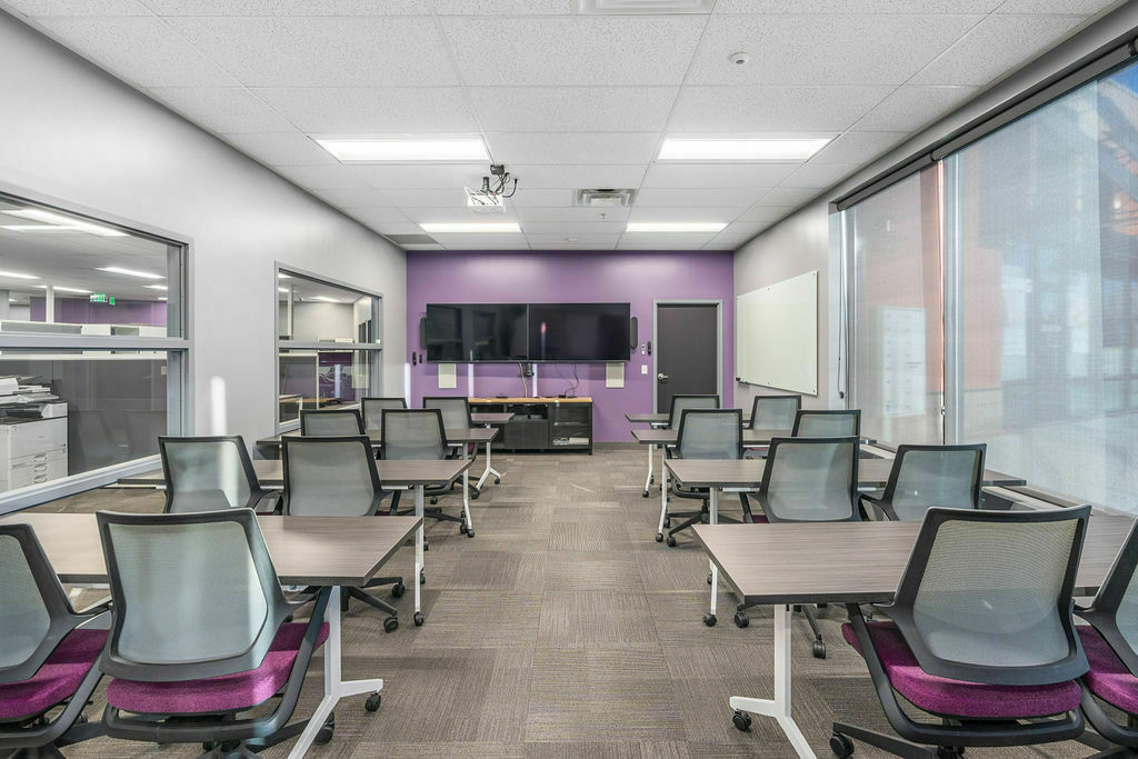 Aspen Plaza Furnished Office Condo 4