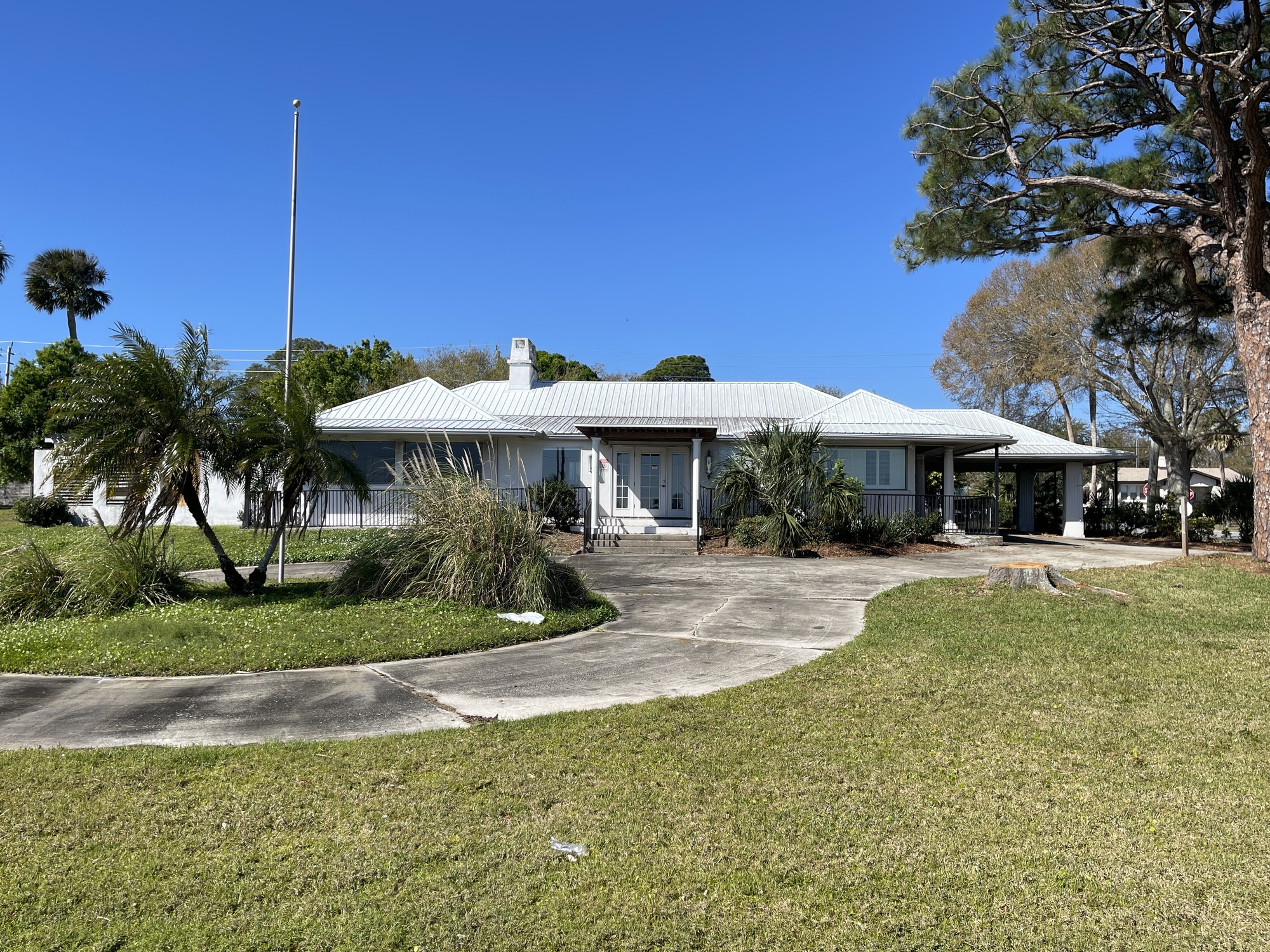 Retail in Titusville