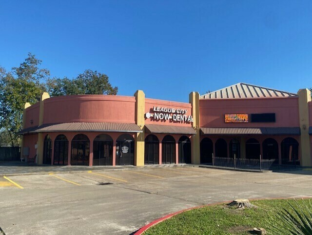 9200 SF of Buit out open gymnastic spcae and 2000 SF of Open Space perfect for office or restaurant or café 