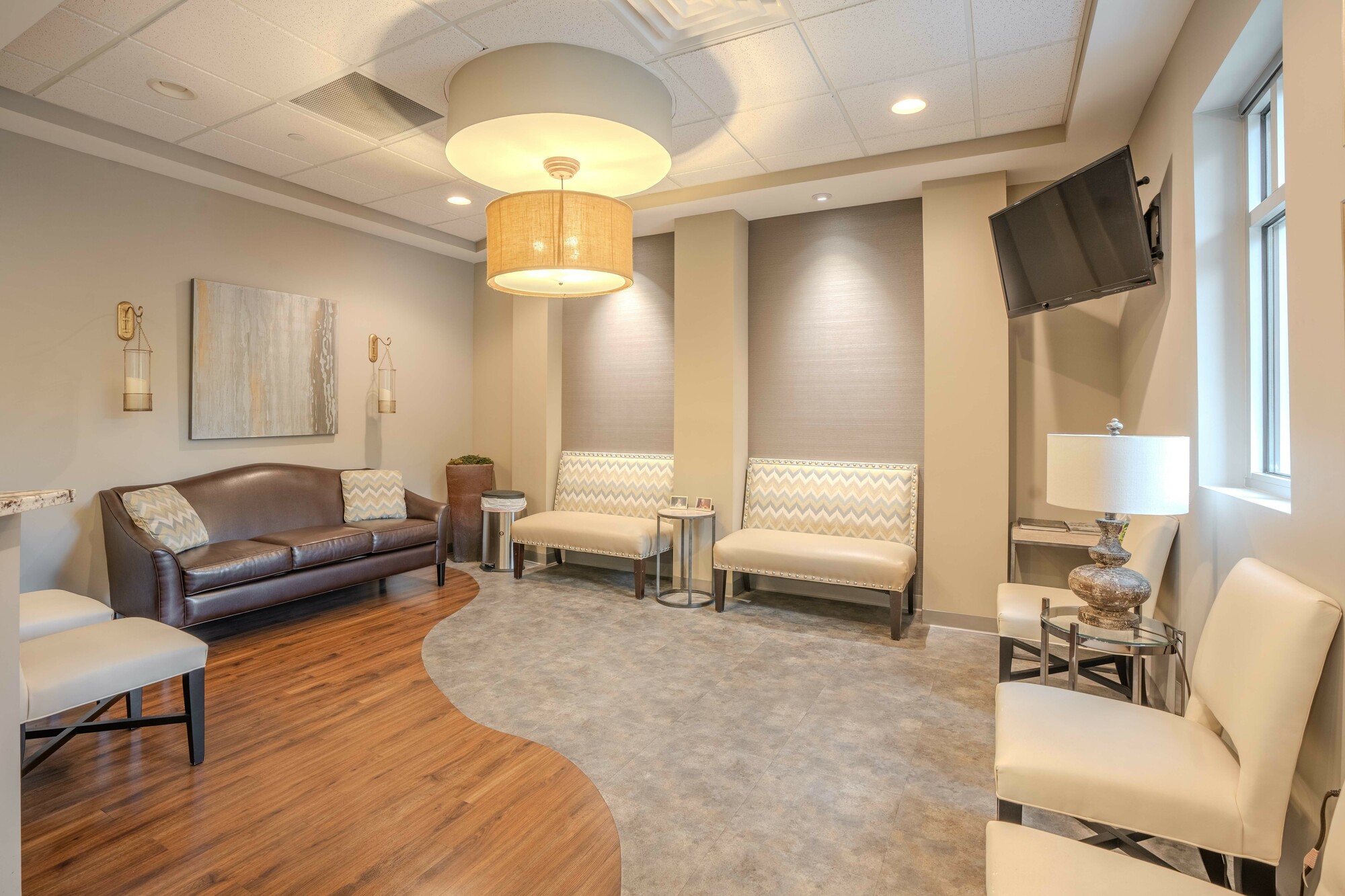 sadeghi Dental Clininc