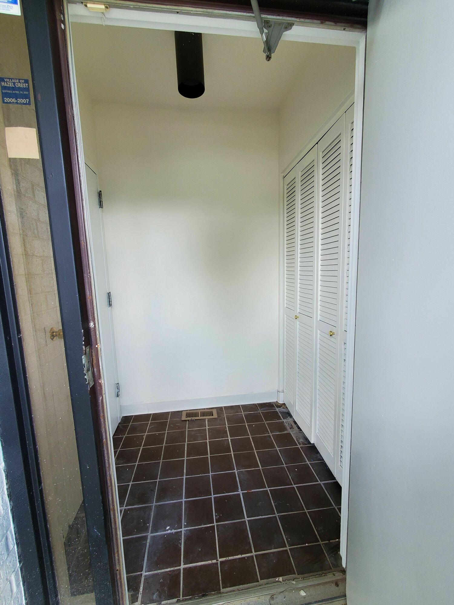 17500 E. Unit C Carriageway Dr.