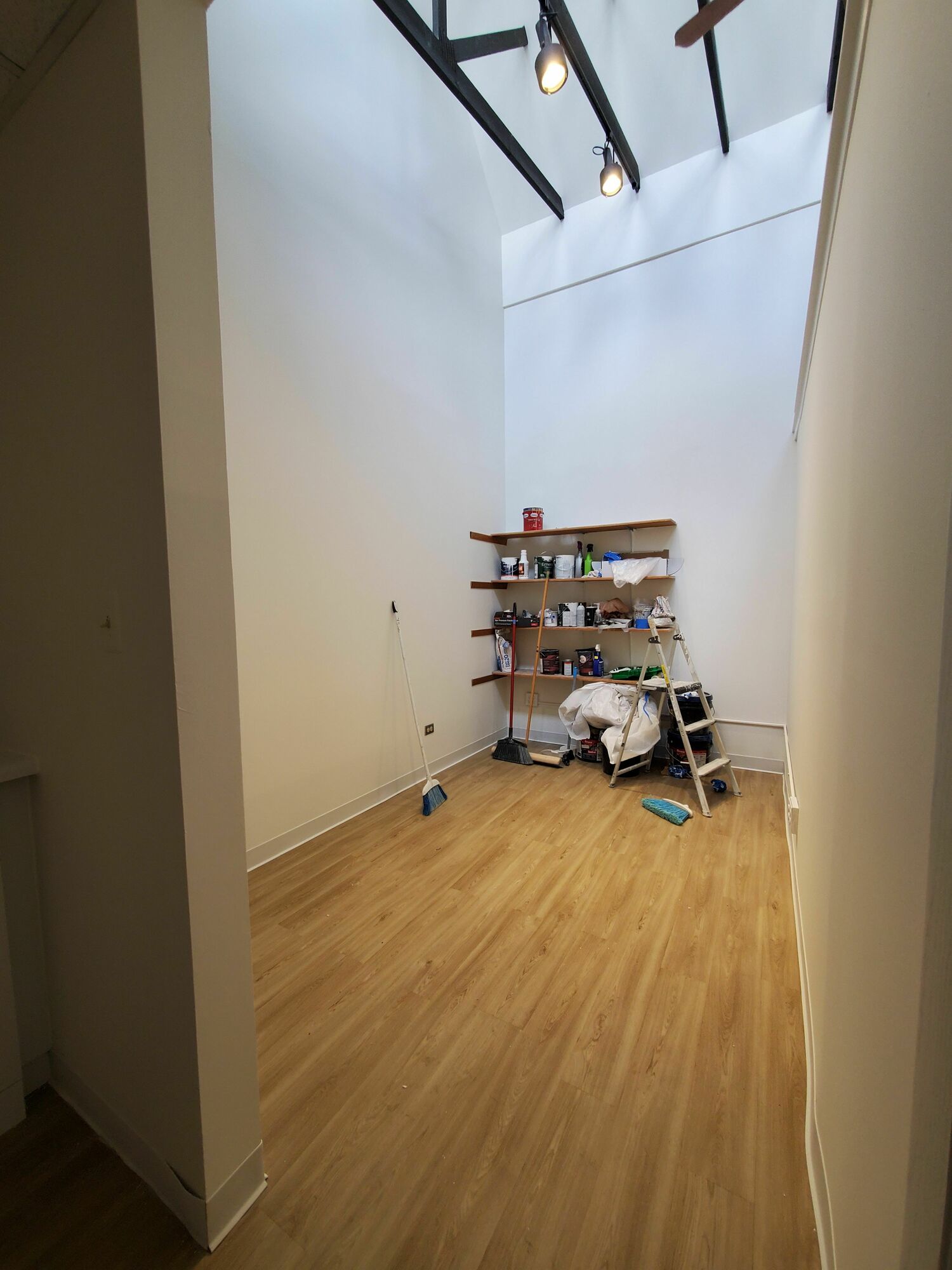 17500 E. Unit C Carriageway Dr.