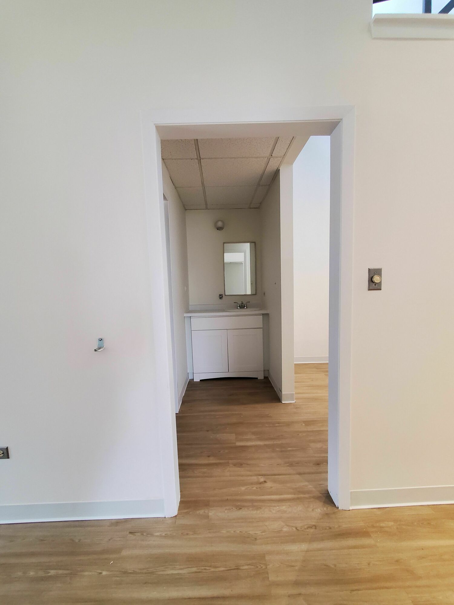 17500 E. Unit C Carriageway Dr.