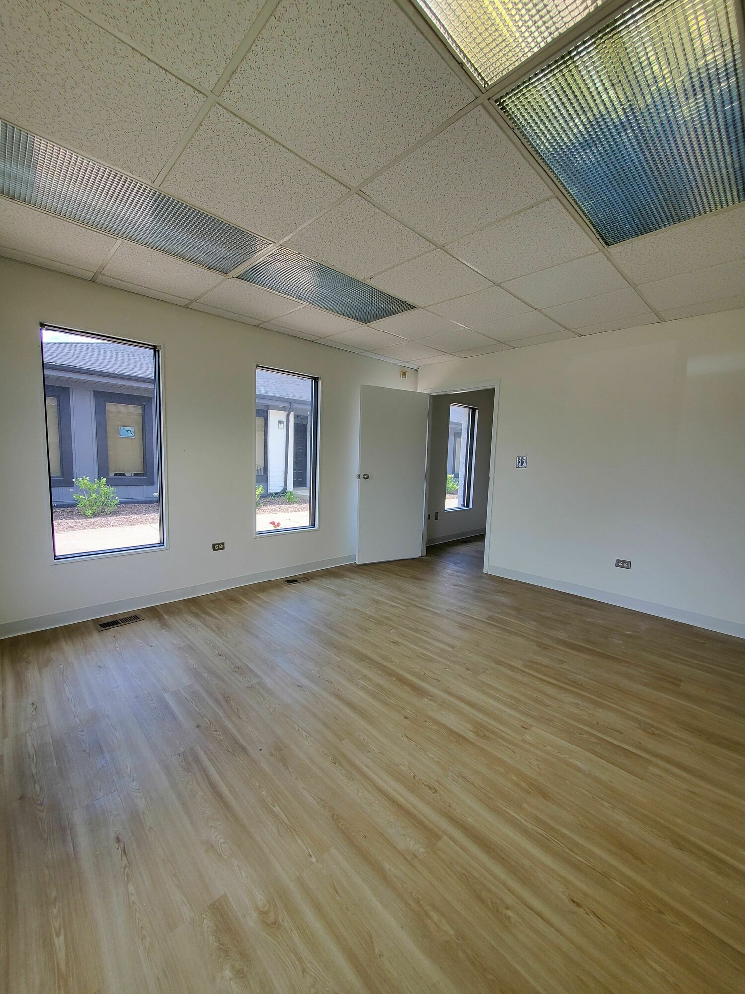 17500 E. Unit C Carriageway Dr.