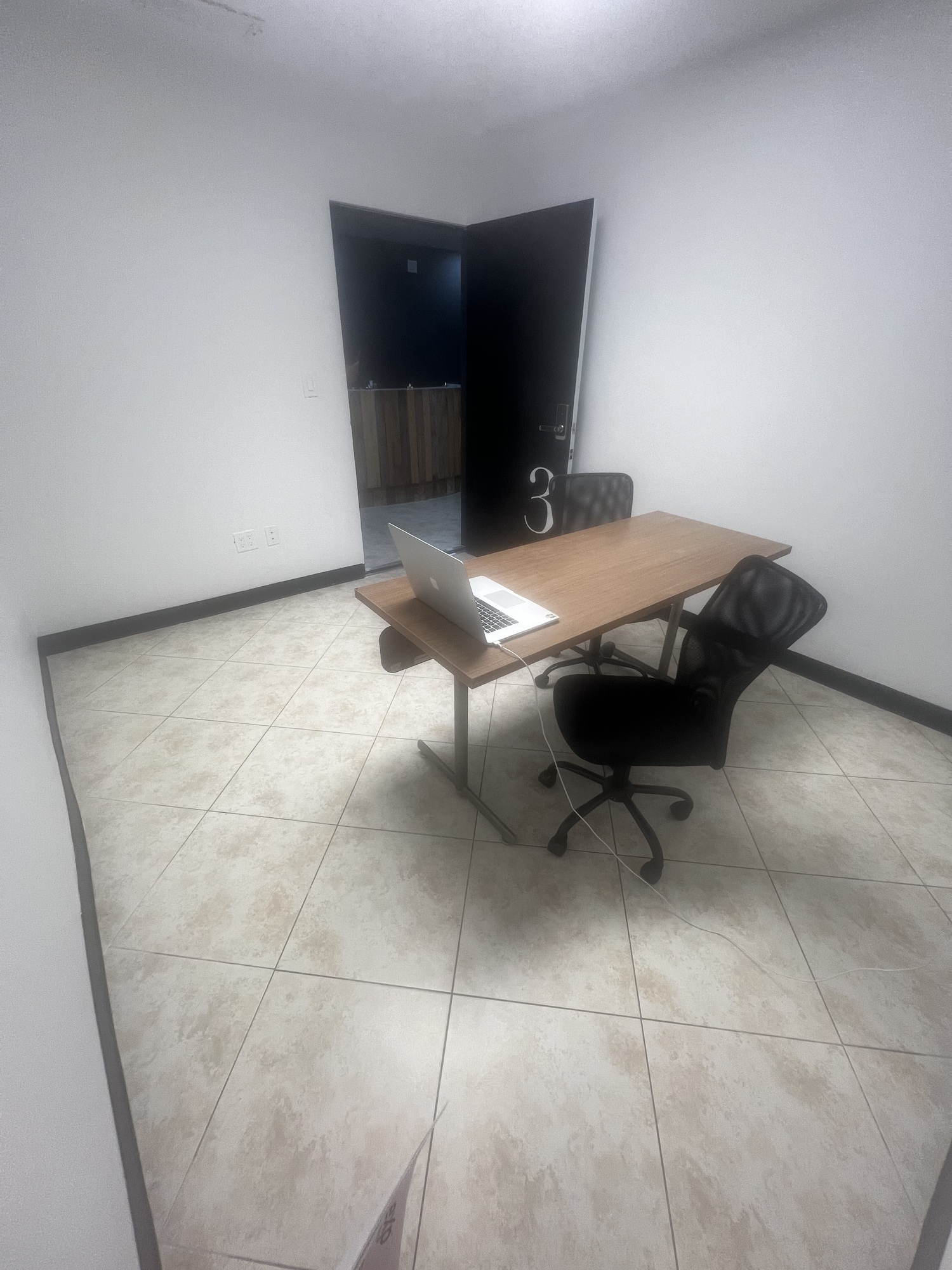 Office in North Miami Beach 4