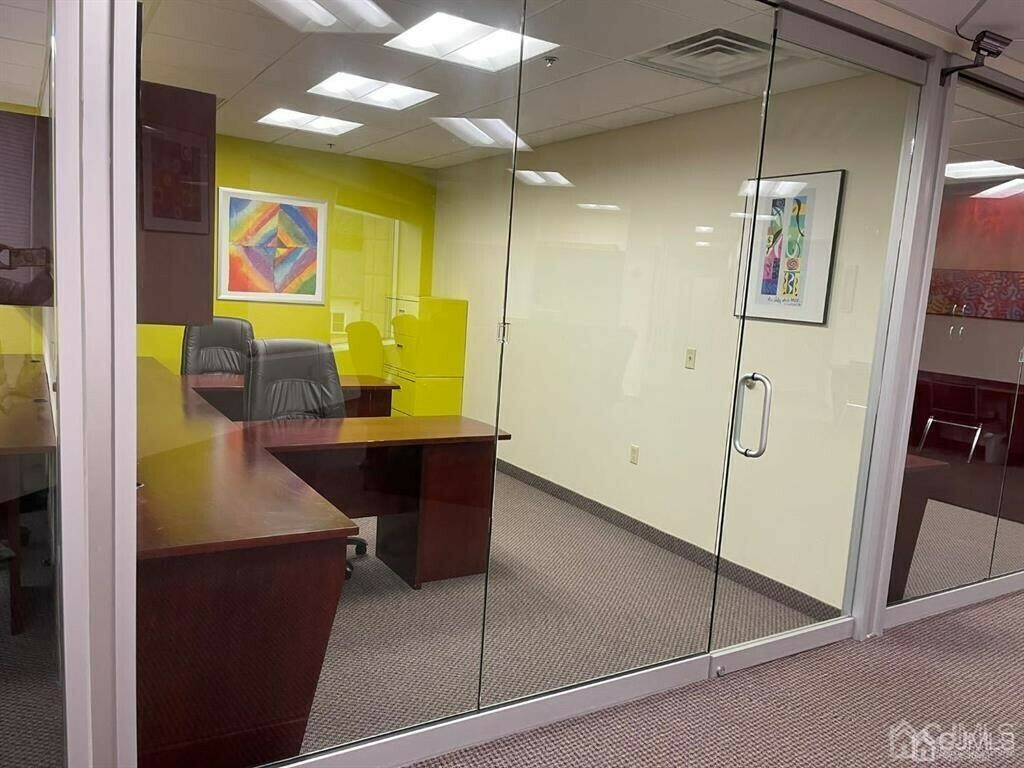3,000 SF OFFICE SPACE FOR LEASE 3