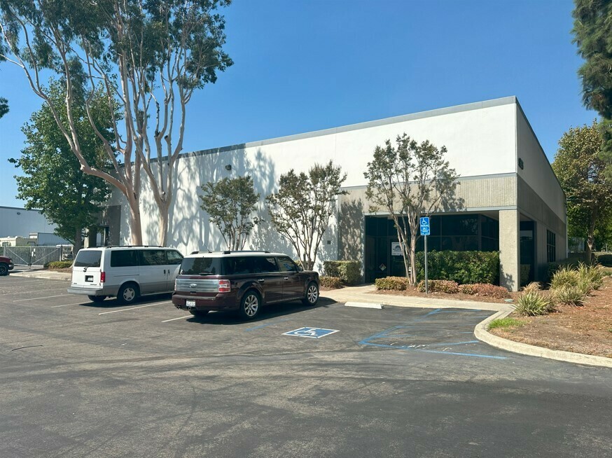 Manufacturing/Warehouse Space with secured yard