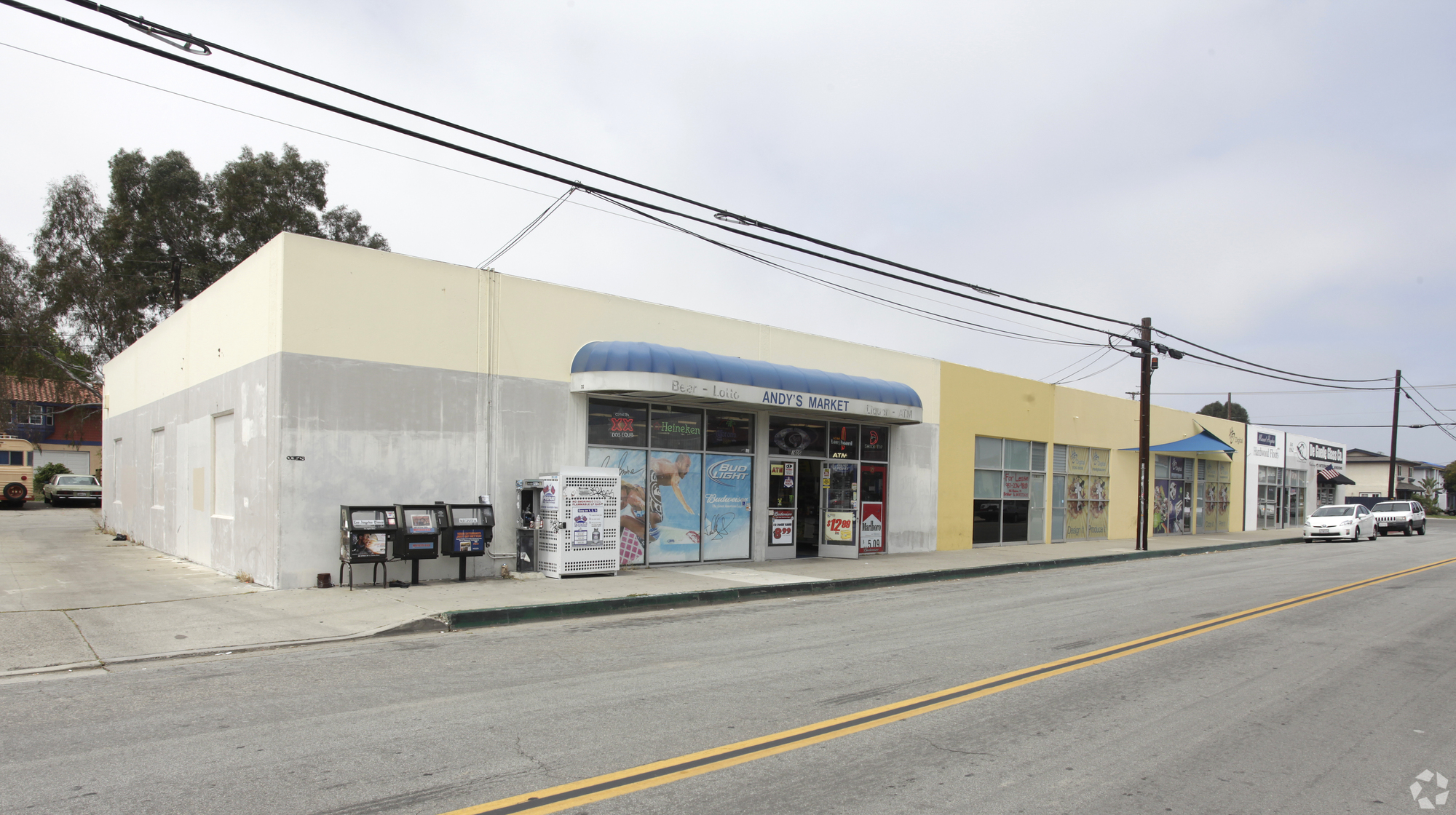 Retail in Huntington Beach 4