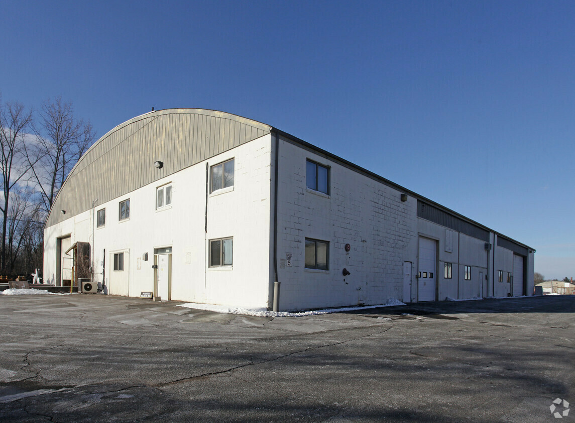 Warehouse space with office & loading dock 5
