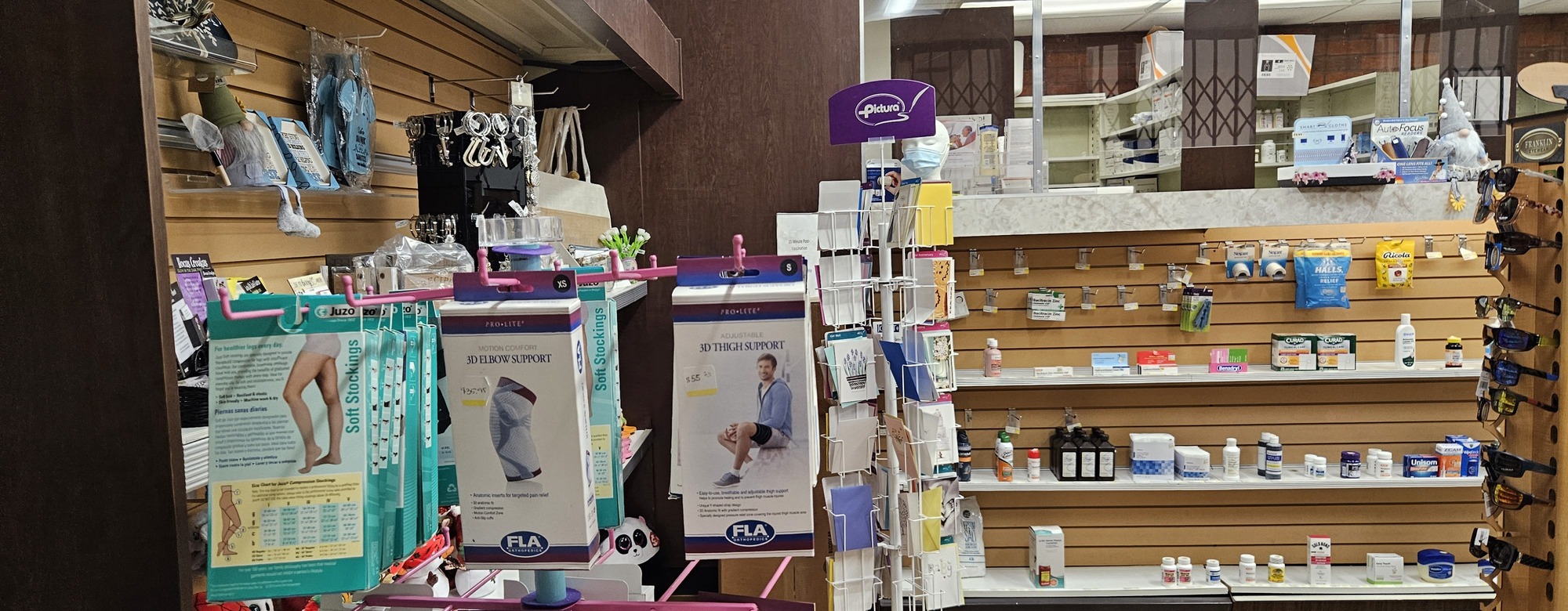 Absentee-Owned Retail Pharmacy | Ideal for Pharmacist Owner Operator - Suitable for Relocation  3