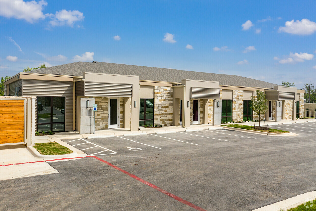 1908 Yaupon Trl, Bldg 1, Suite #104