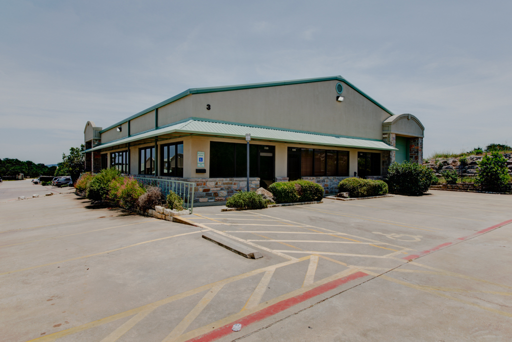 Vineyard Business Center- Flex Industrial