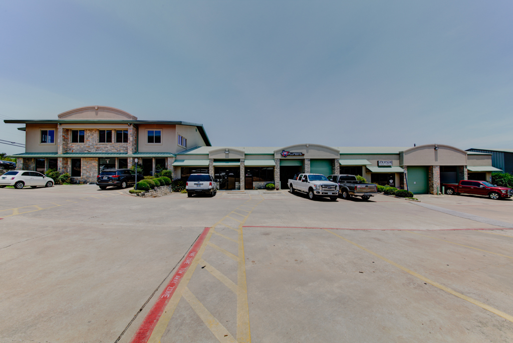 Vineyard Business Center- Flex Industrial 3