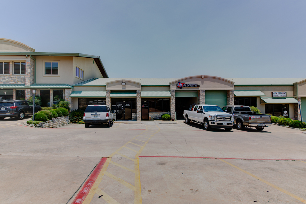 Vineyard Business Center- Flex Industrial 4