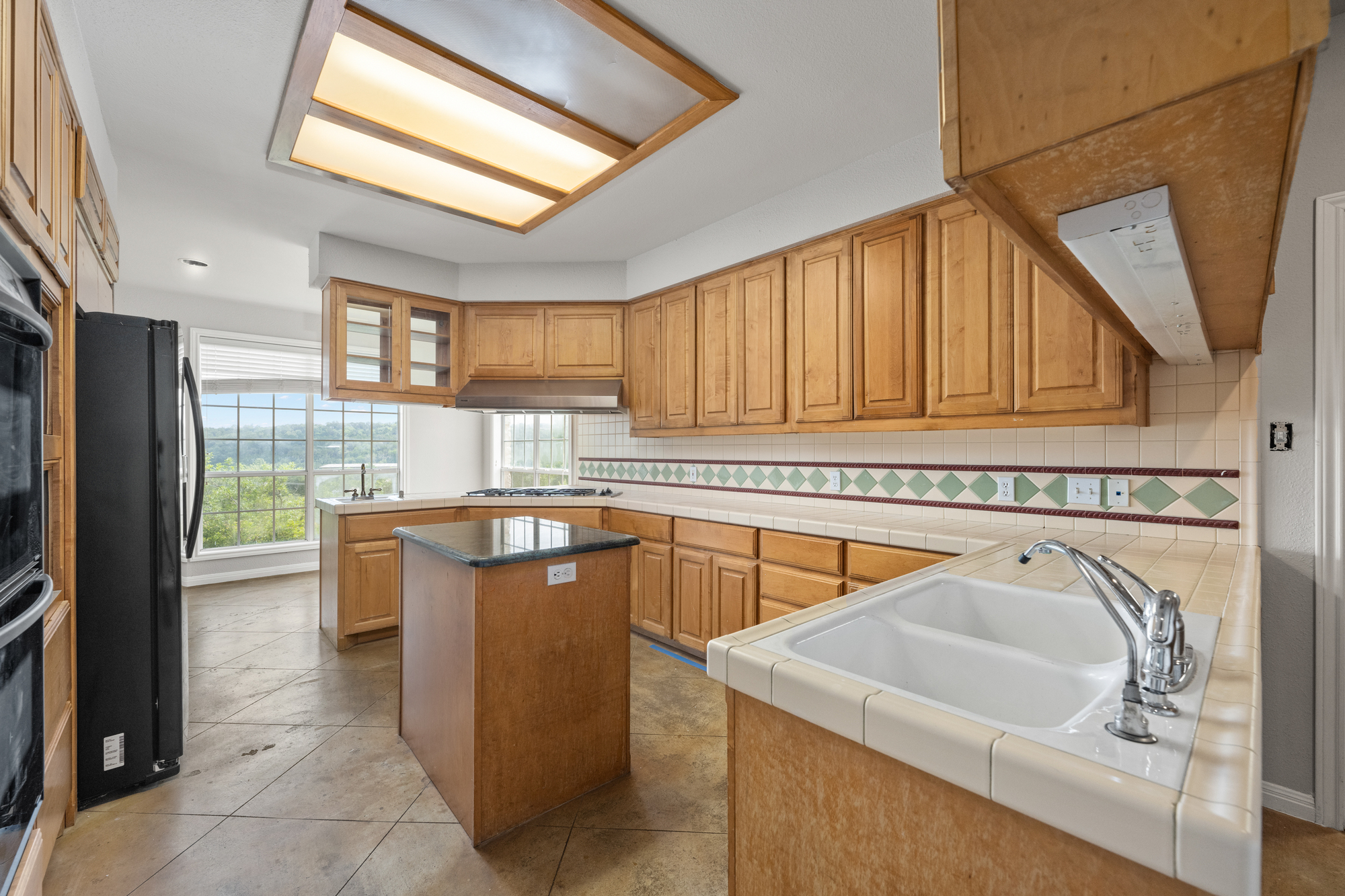 19019 Hwy 71 W- Lease 5