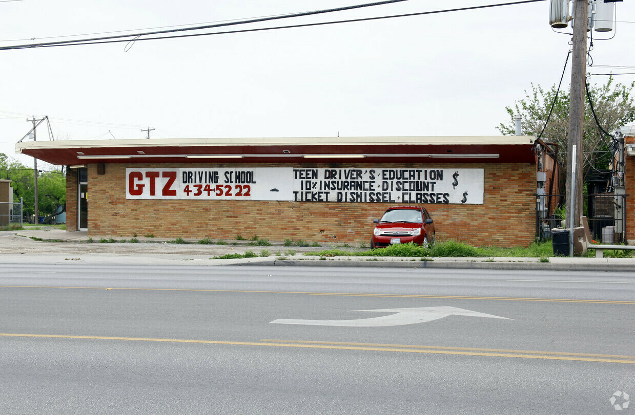 Exceptional Office Building Opportunity in San Antonio, TX 3