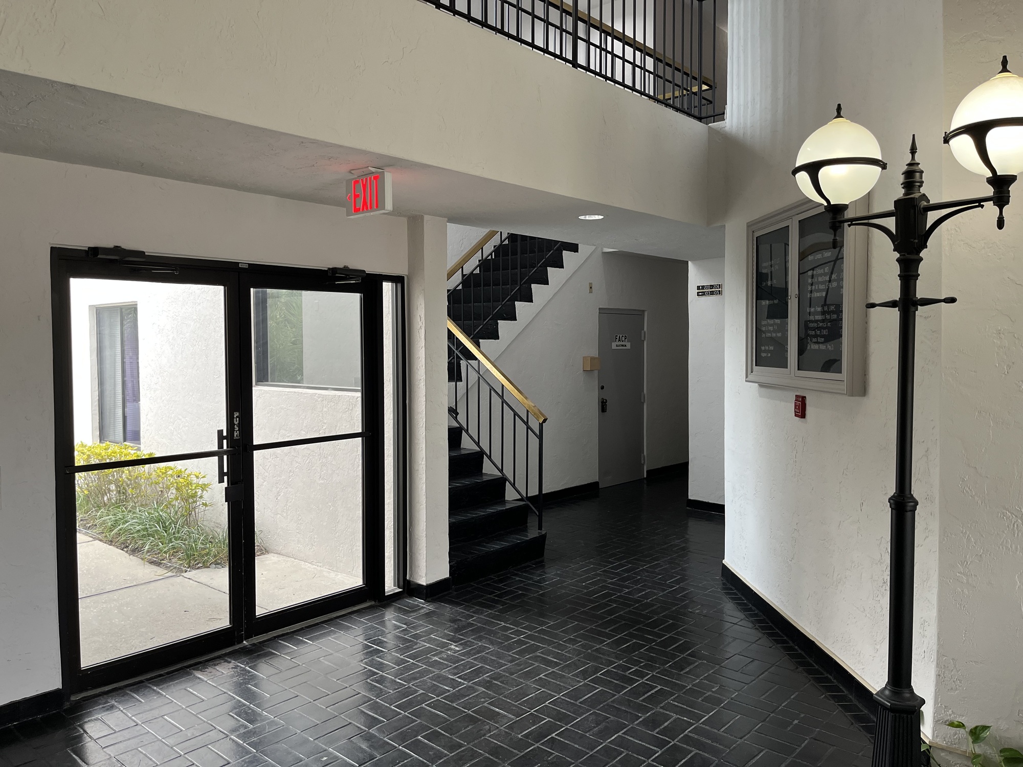 950 S Tamiami Trl - photo 5 of 16