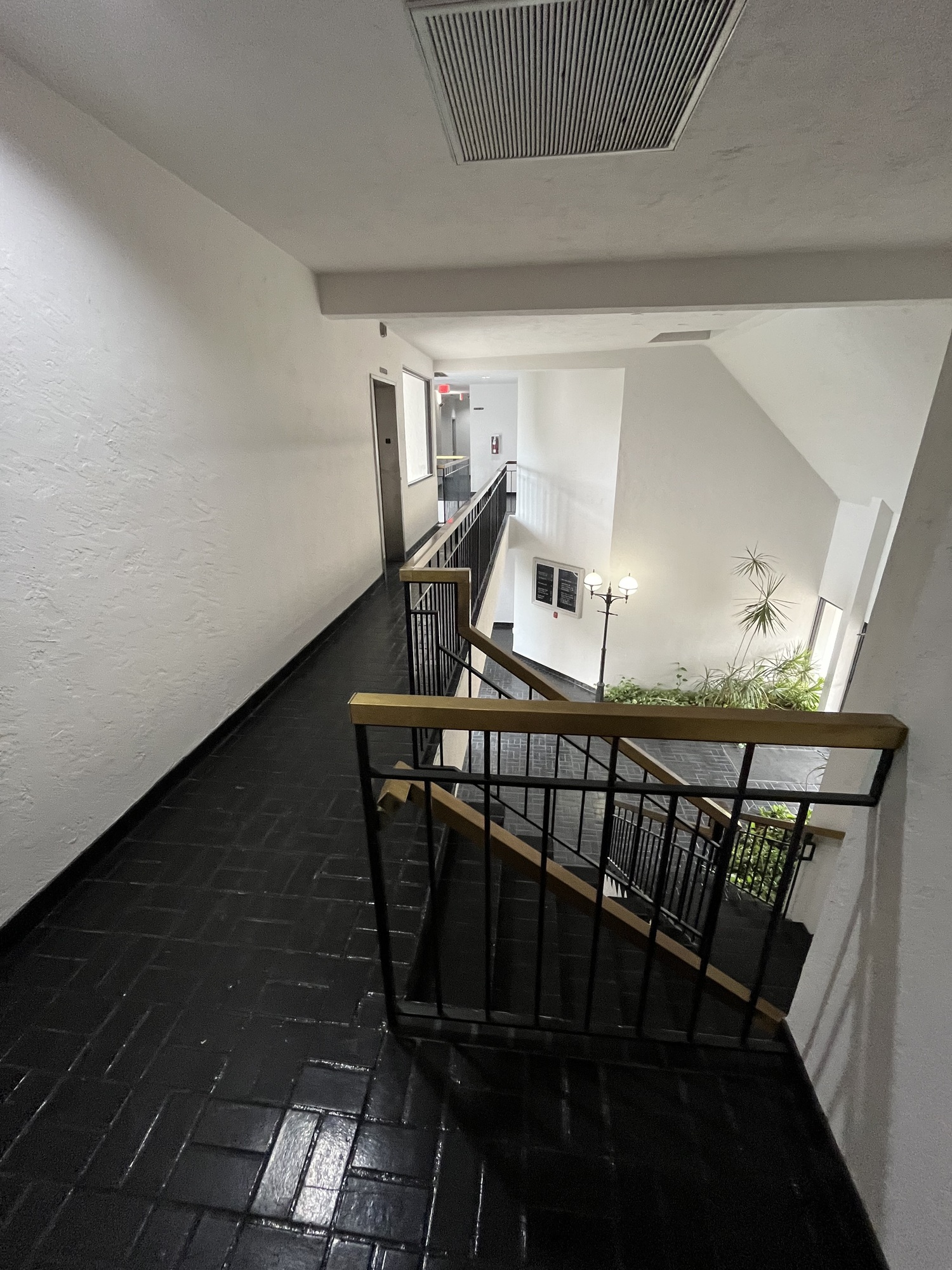 950 S Tamiami Trl - photo 9 of 16