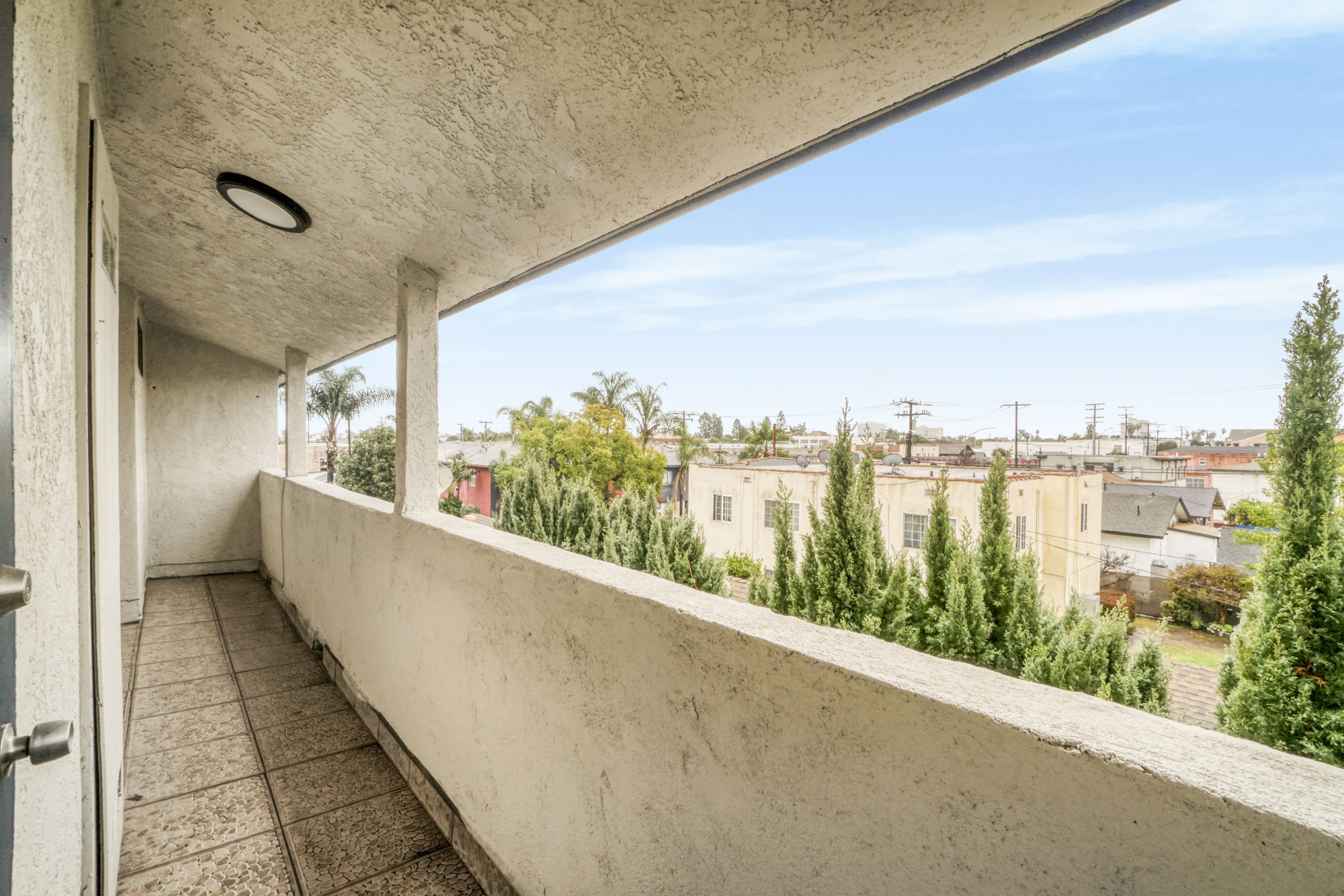 751 Cerritos Ave thumbnail 8