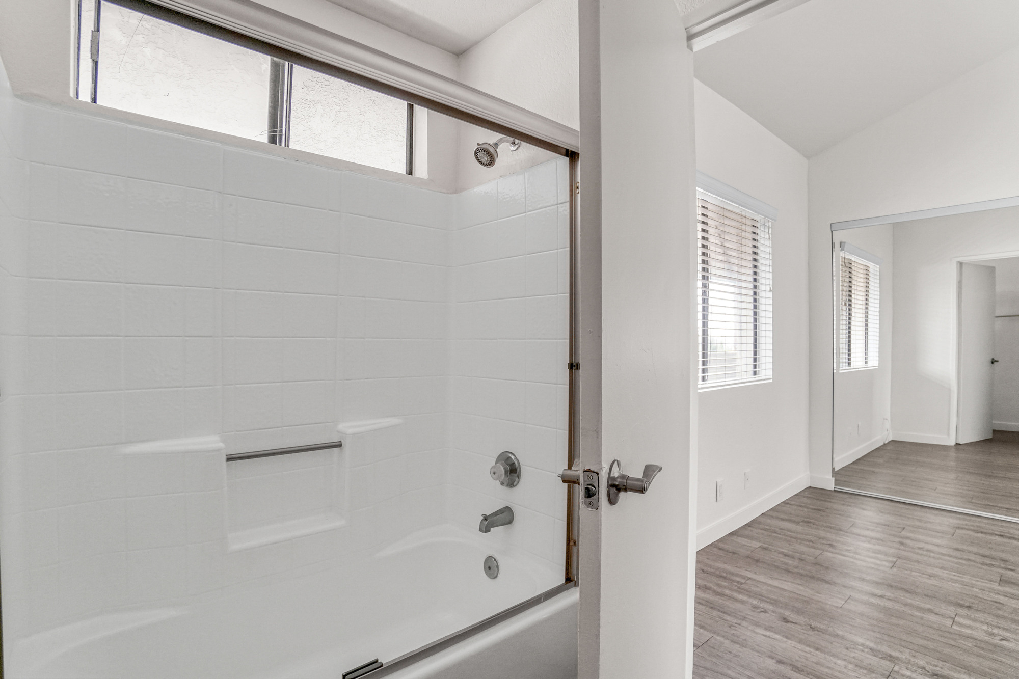 751 Cerritos Ave thumbnail 14