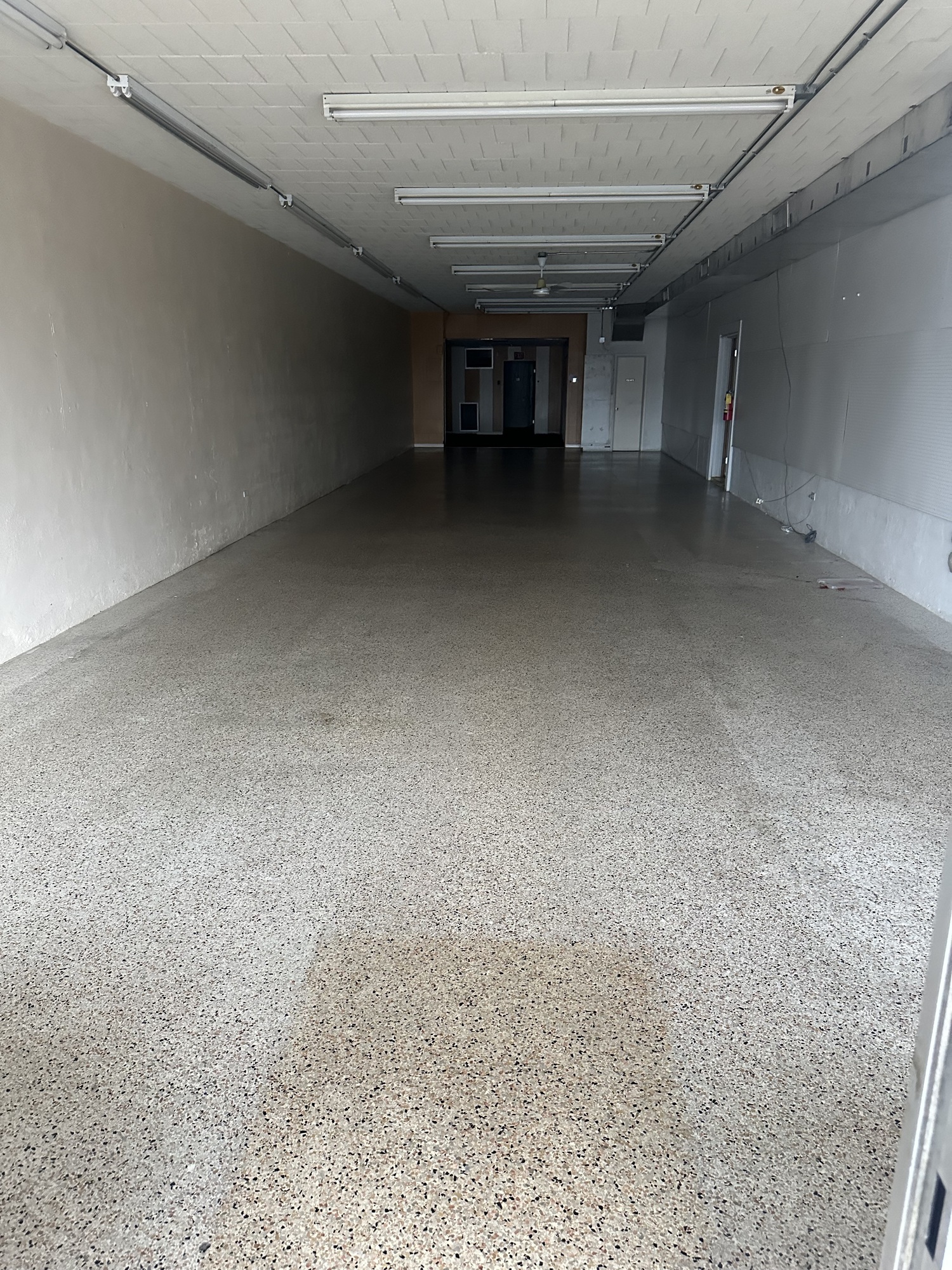 3642 Tamiami Trail - photo 4 of 19